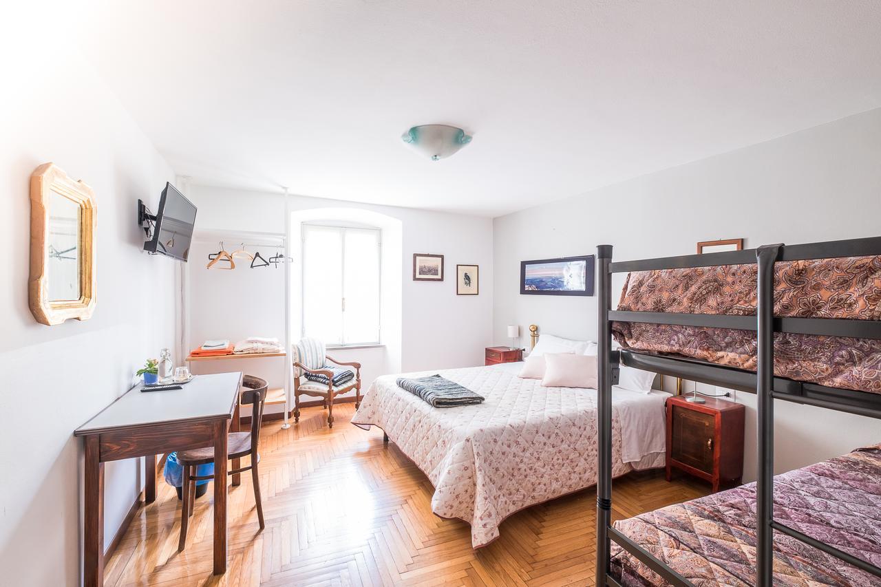 A Due Passi Hotel Бергамо Екстериор снимка